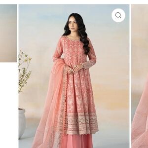 Elegant Long Sleeve Lace Dress in Pink